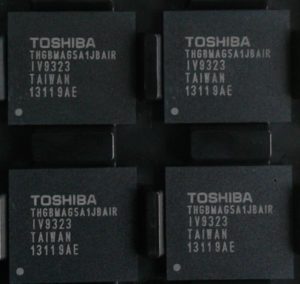 ЕMMC Toshiba THGBMAG5A1JBAIR